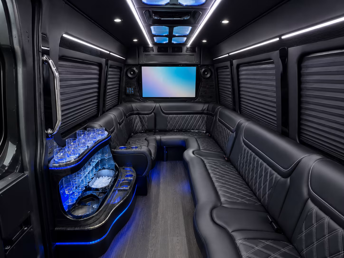 airport transfers for government and military personnel at hpn jfk lga and ewr