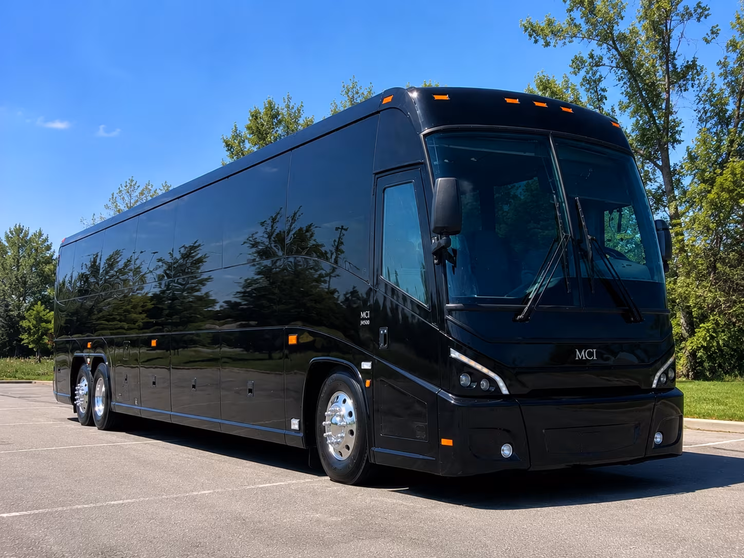 shuttle guests between white plains and tarrytown hotels and your westchester venue